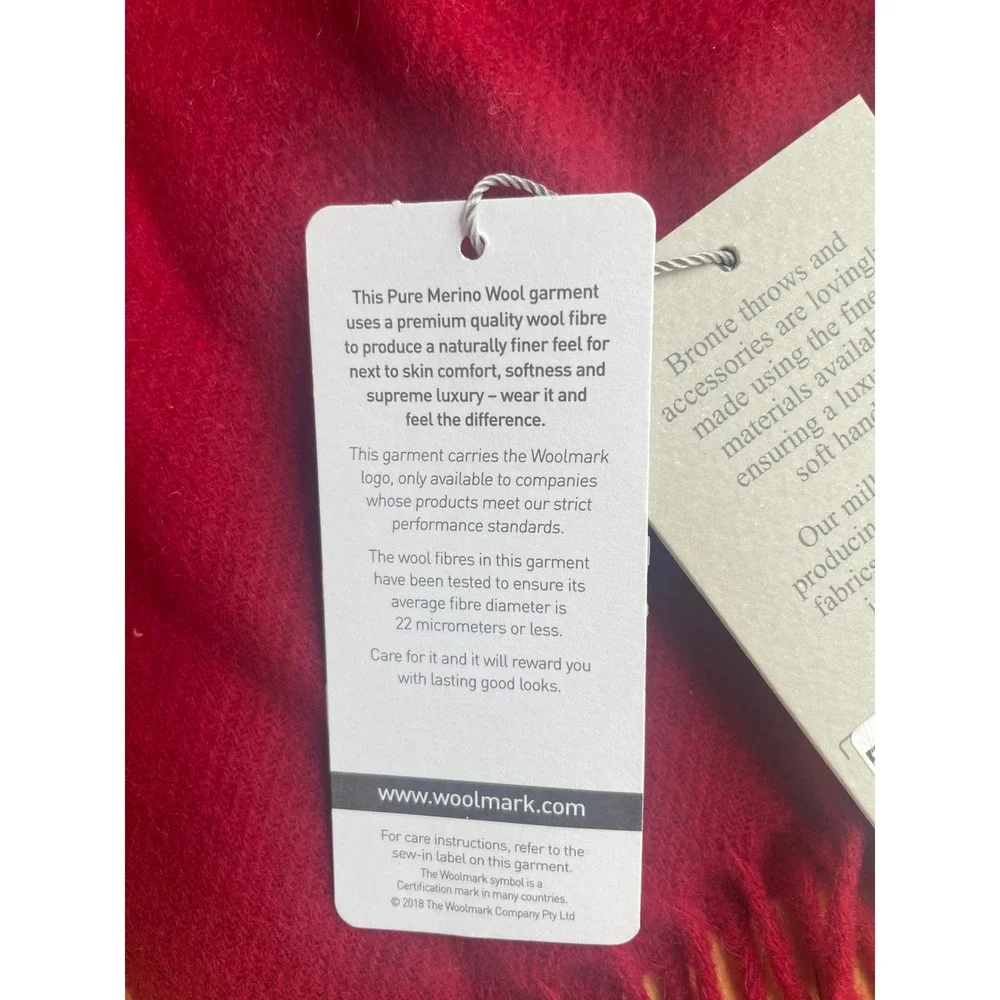 Bronte by Moon Red Pure Merino Wool Scarf Made in England Fringed  NWT